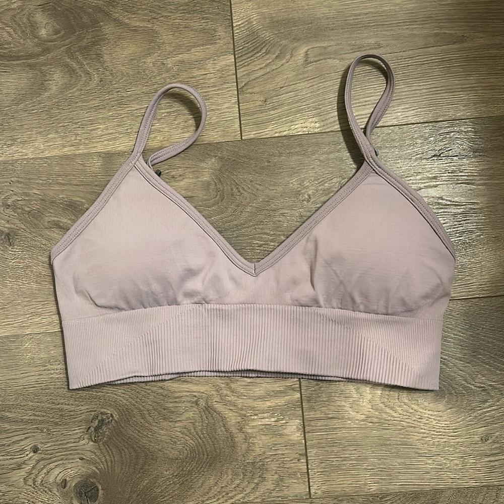 Lululemon Bra with removable pads